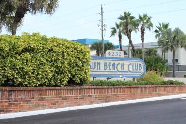 Main picture of 4268 Sun Village Ct