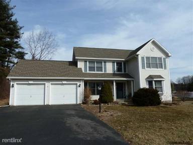 Main picture of 220 Concord Hill Dr