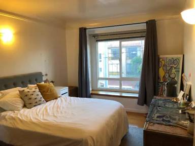 Main picture of 5026 California St