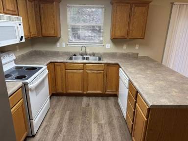 Main picture of 2409 Bentley Ct