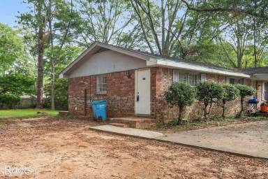 Main picture of 2530 Joe Jerkins Blvd