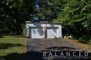 Main picture of 641 SW Grand Ct