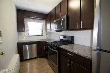 Main picture of 601 Sheridan Rd