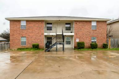 Main picture of 308 S 40th St