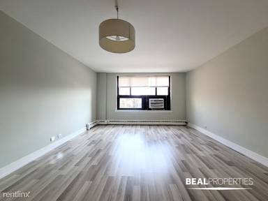 Main picture of Wellington Place Apartments