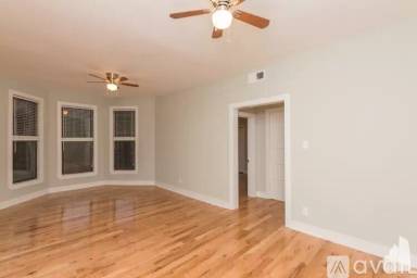 Main picture of 645 W Oakdale Ave