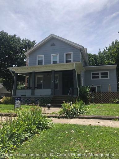Main picture of 505 E Chestnut St