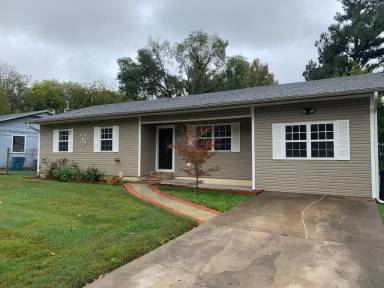 Main picture of 2302 Beth Ln