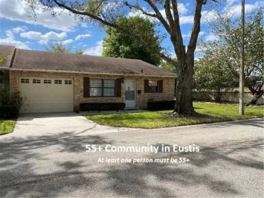 Main picture of 2813 Kurt St