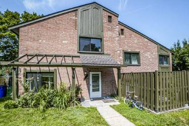 Main picture of 5757 Thunder Hill Rd