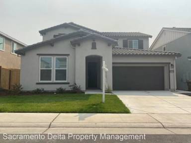 Main picture of 679 Lovejoy Ln