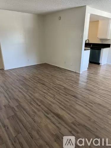 Main picture of 5075 Atlantic Ave
