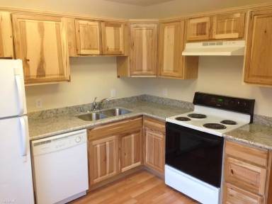 Main picture of 3001 W Sakai St