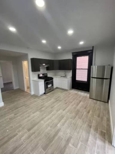 Main picture of 29 Elizabeth Ave
