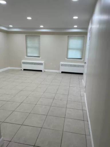 Main picture of 2217 Wallace Ave