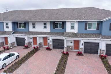 Main picture of 2770 Narcoossee Commons Way