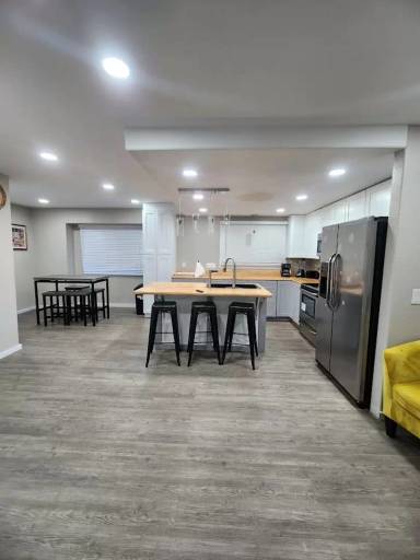 Main picture of 10010 Columbine Ct