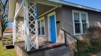 Main picture of 507 W Sevier St