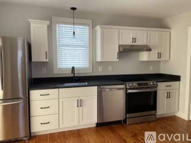 Main picture of 56 Maple St