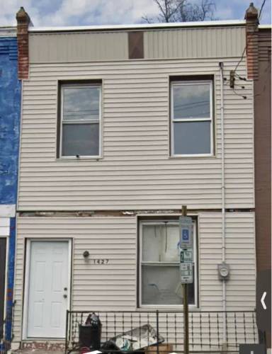 Main picture of 1427 W Indiana Ave