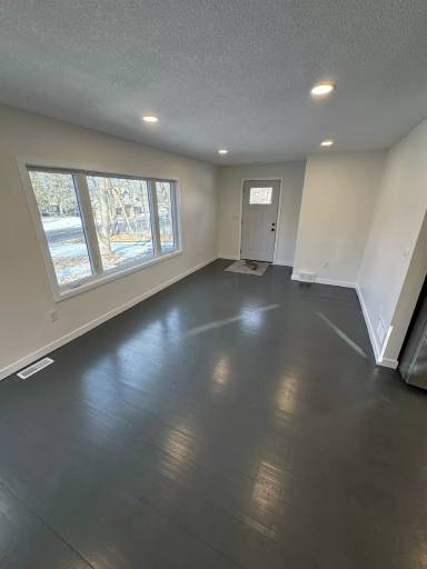 Main picture of 18361 Minnetonka Blvd