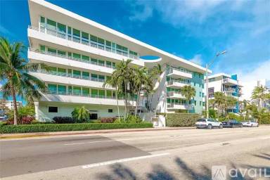 Main picture of Rond Point Condo