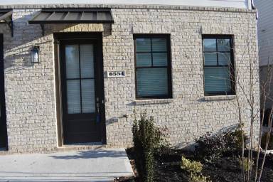 Main picture of 6554 Beacon Dr