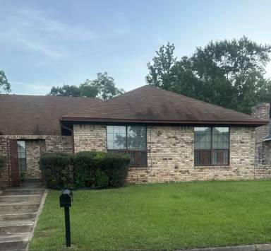 Main picture of 310 Brookwood Dr
