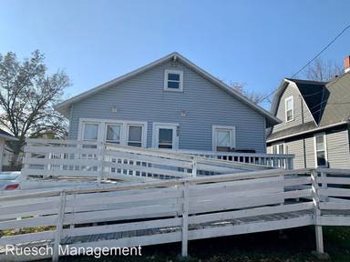 Main picture of 905 Christiana St