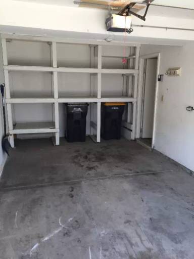 Main picture of 263 Acorn Dr