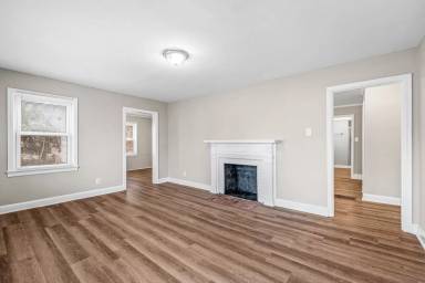 Main picture of 4301 Hilltop Rd