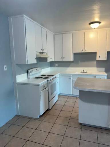 Main picture of 1025 N Madison St