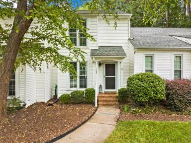 Main picture of 107 Pickett Ln