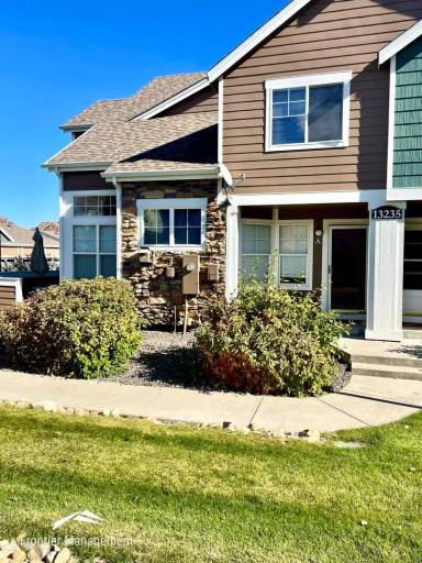 Main picture of 13235 Holly St