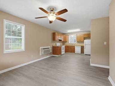 Main picture of 26990 Elkins Rd