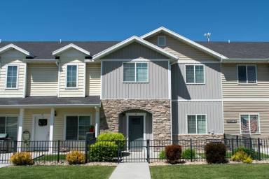 Main picture of 1547 N 400 W