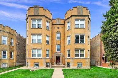 Main picture of 6038 N Claremont Ave