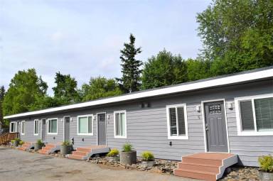 Main picture of 3005 W 30th Ave