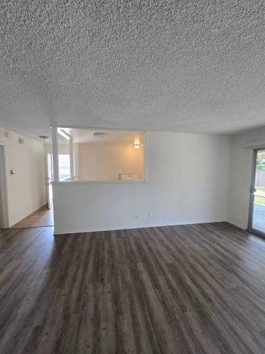 Main picture of 10453 Miranda Ave