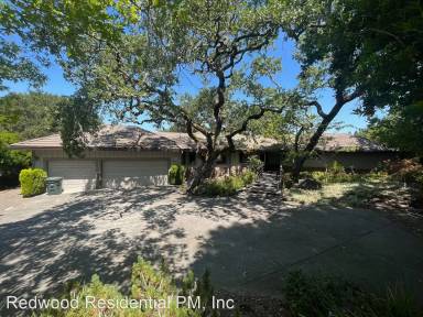 Main picture of 4701 Woodview Dr