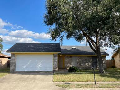 Main picture of 213 Goldenrod Ave