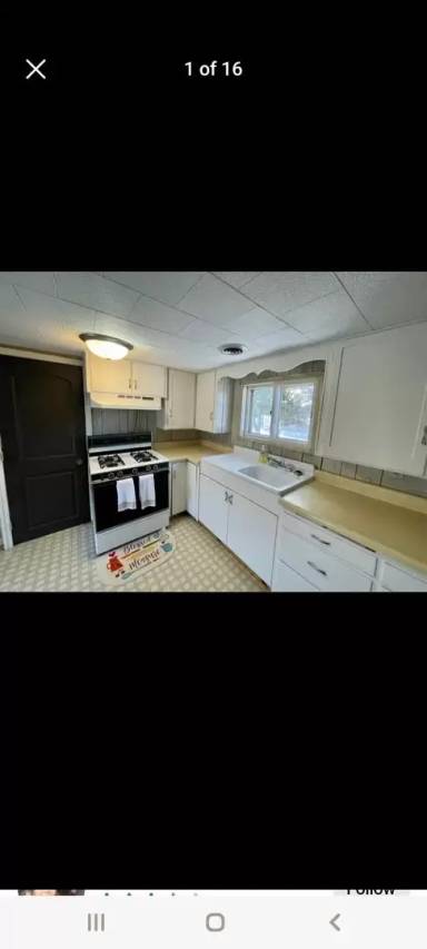 Main picture of 301 E 5th St