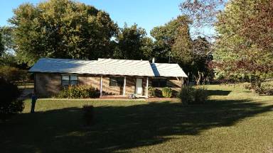 Main picture of 708 Callihan Loop