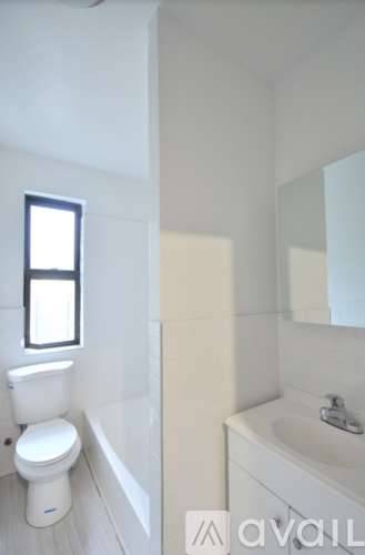 Main picture of 1075 Nelson Ave