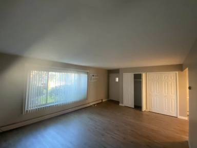 Main picture of 2655 E Maple Rd