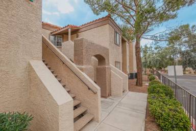 Main picture of Serenade Condo