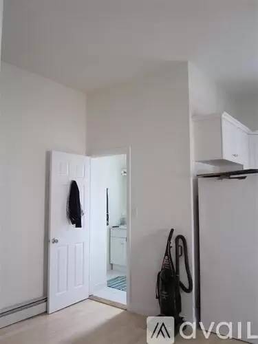 Main picture of 4 Craigie St