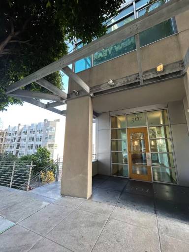 Main picture of 301 Bryant St