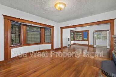 Main picture of 4083 Albatross St