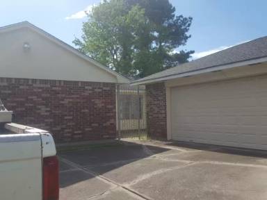 Main picture of 1379 Stevenage Ln